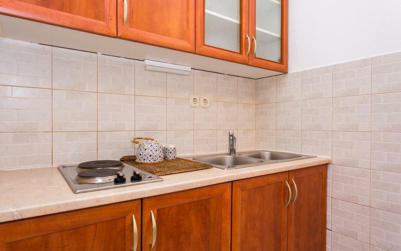 Apartments Luka Baška Eksteriør billede