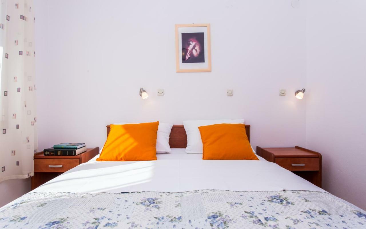 Apartments Luka Baška Eksteriør billede